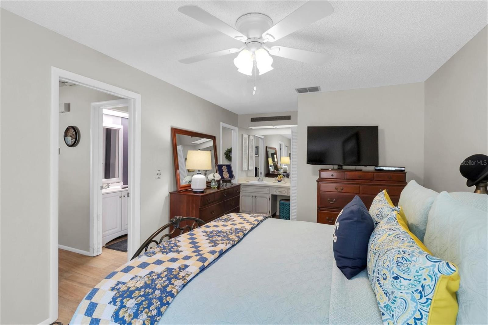 HIGHLAND LAKES CONDO - Residential