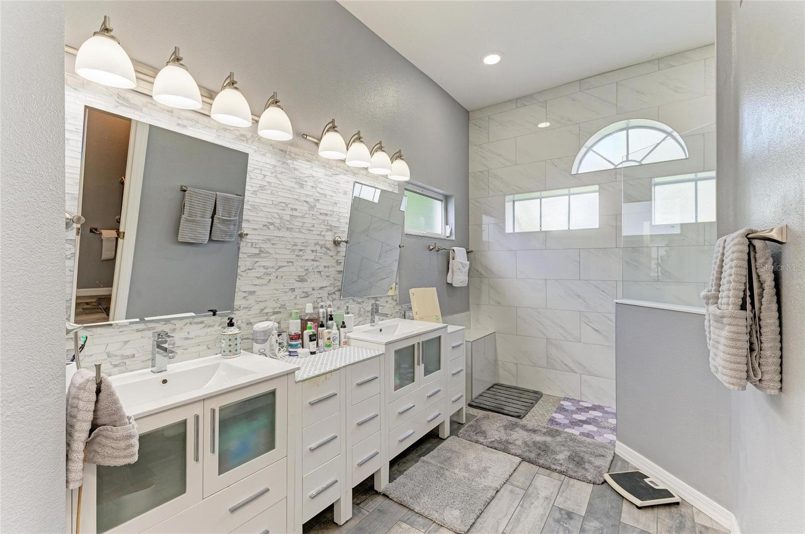 CARLYLE AT VILLAGES OF PALM-AIRE - Residential