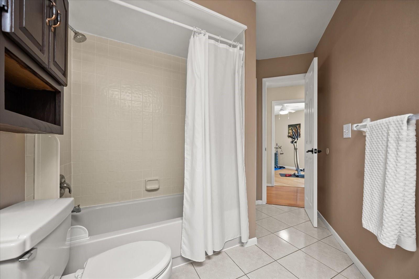 COUNTRY CREEK AT SOUTHRIDGE - Residential