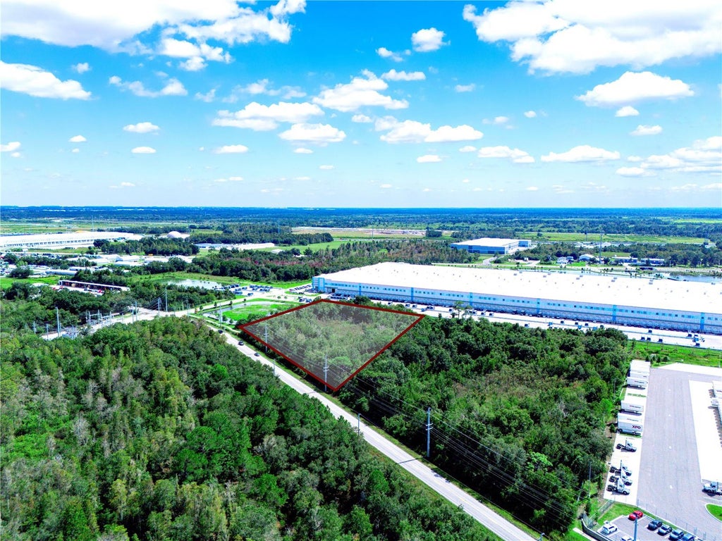 Photo of Lakeland, FL 33809 (MLS # P4940143)