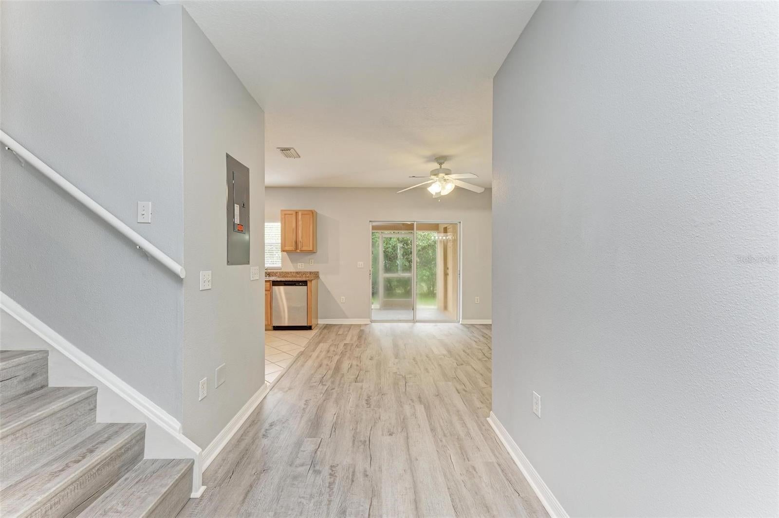 6218 FLAGFISH COURT 102