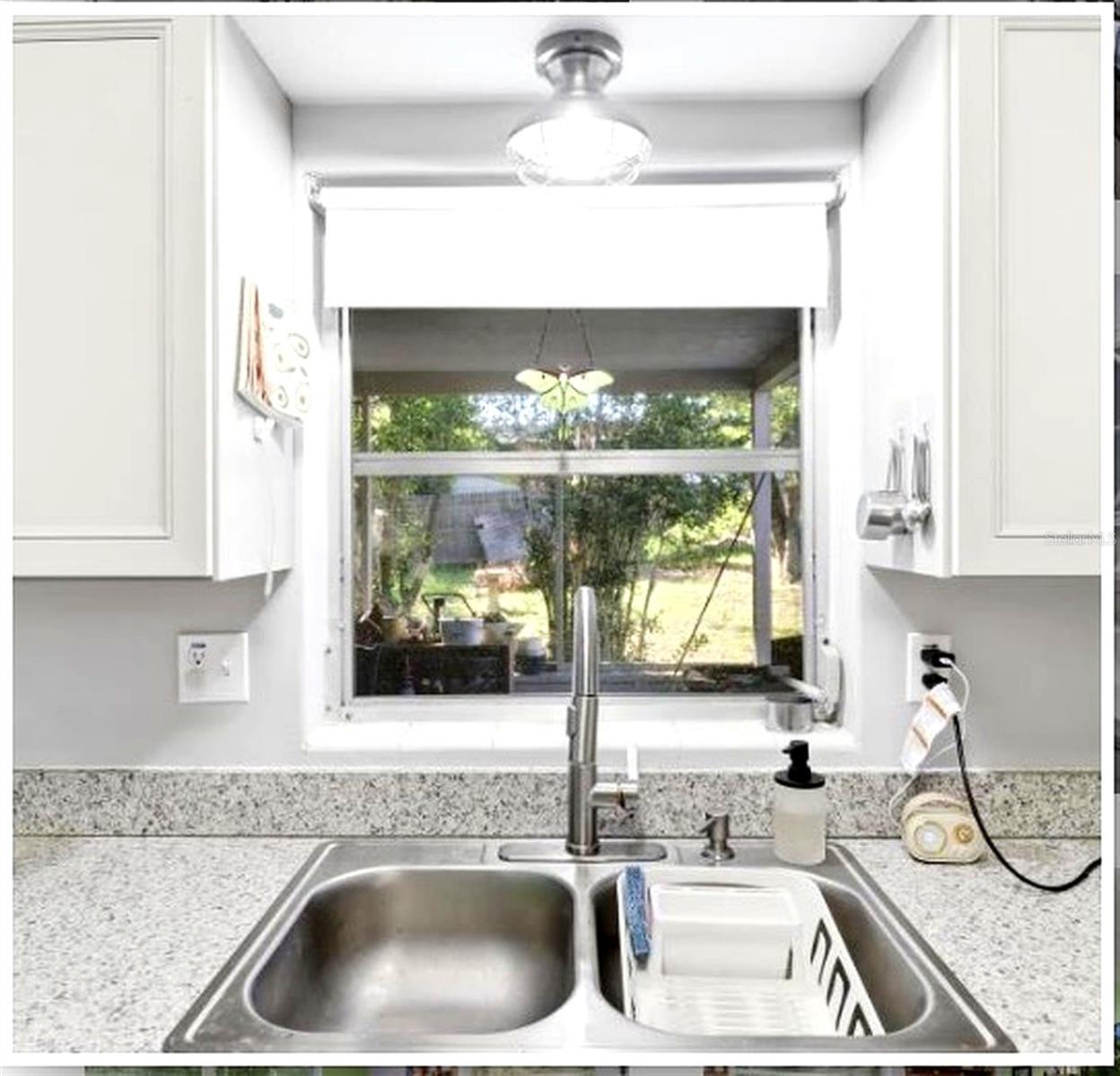 BEVERLY HILLS UNIT 04 - Residential