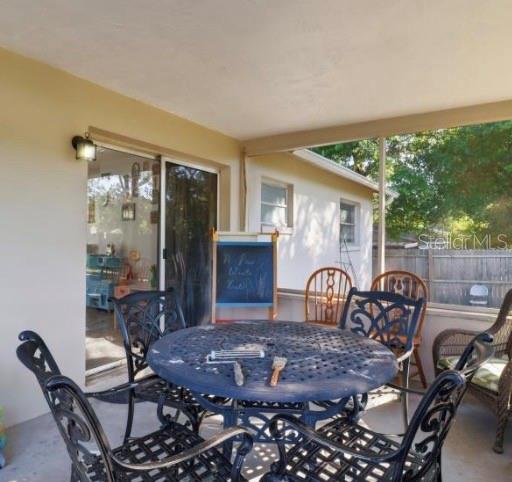 BEVERLY HILLS UNIT 04 - Residential