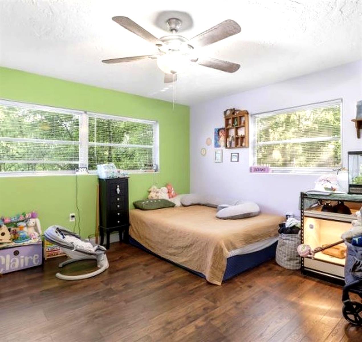 BEVERLY HILLS UNIT 04 - Residential