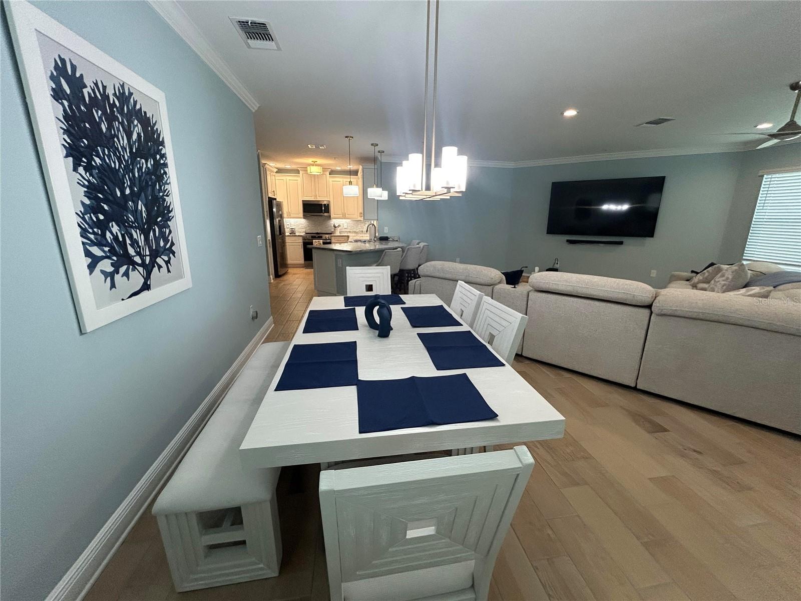 PALMA SOLA BAY CLUB - Residential Lease