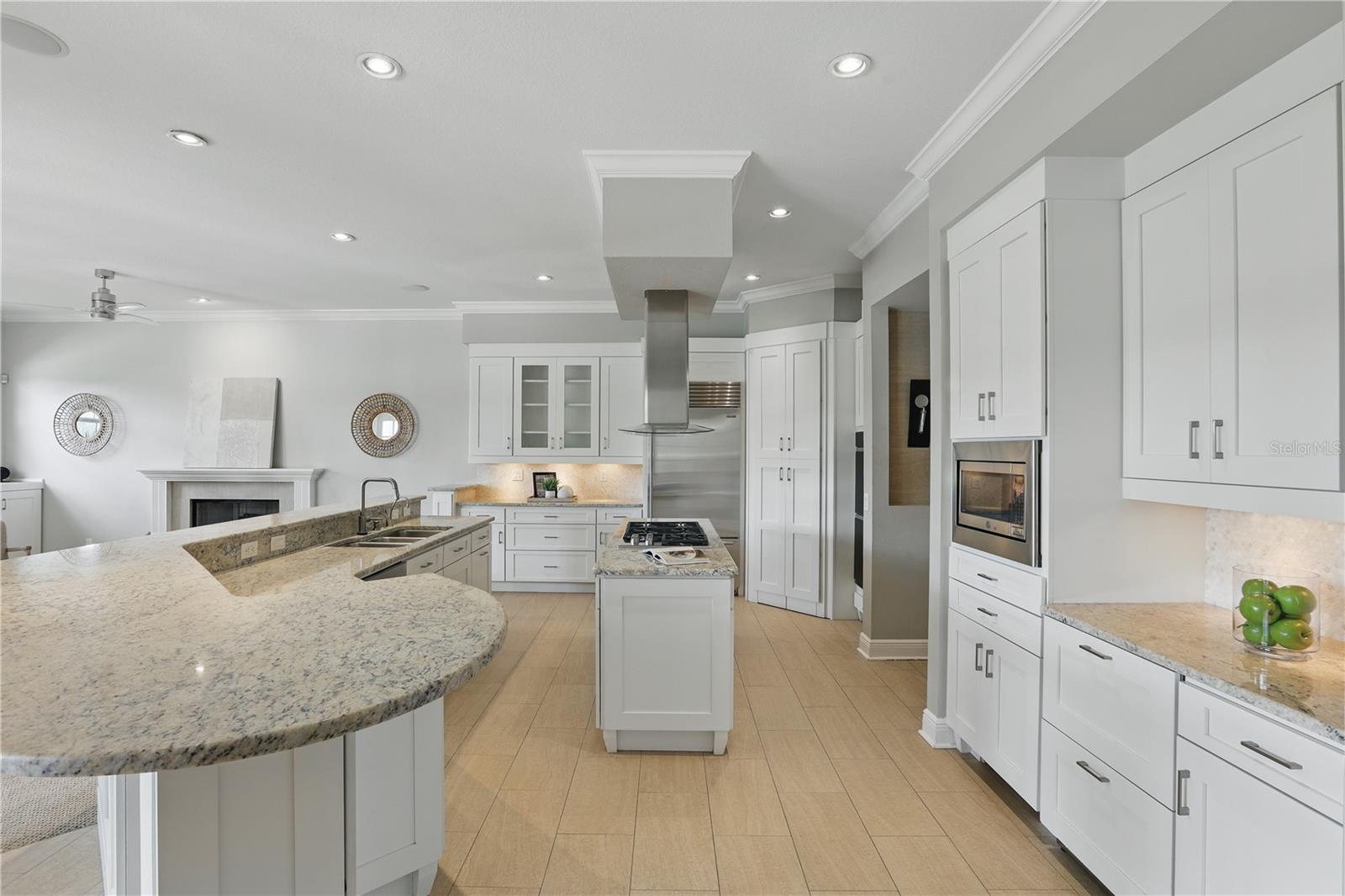 KEENES POINTE - Residential