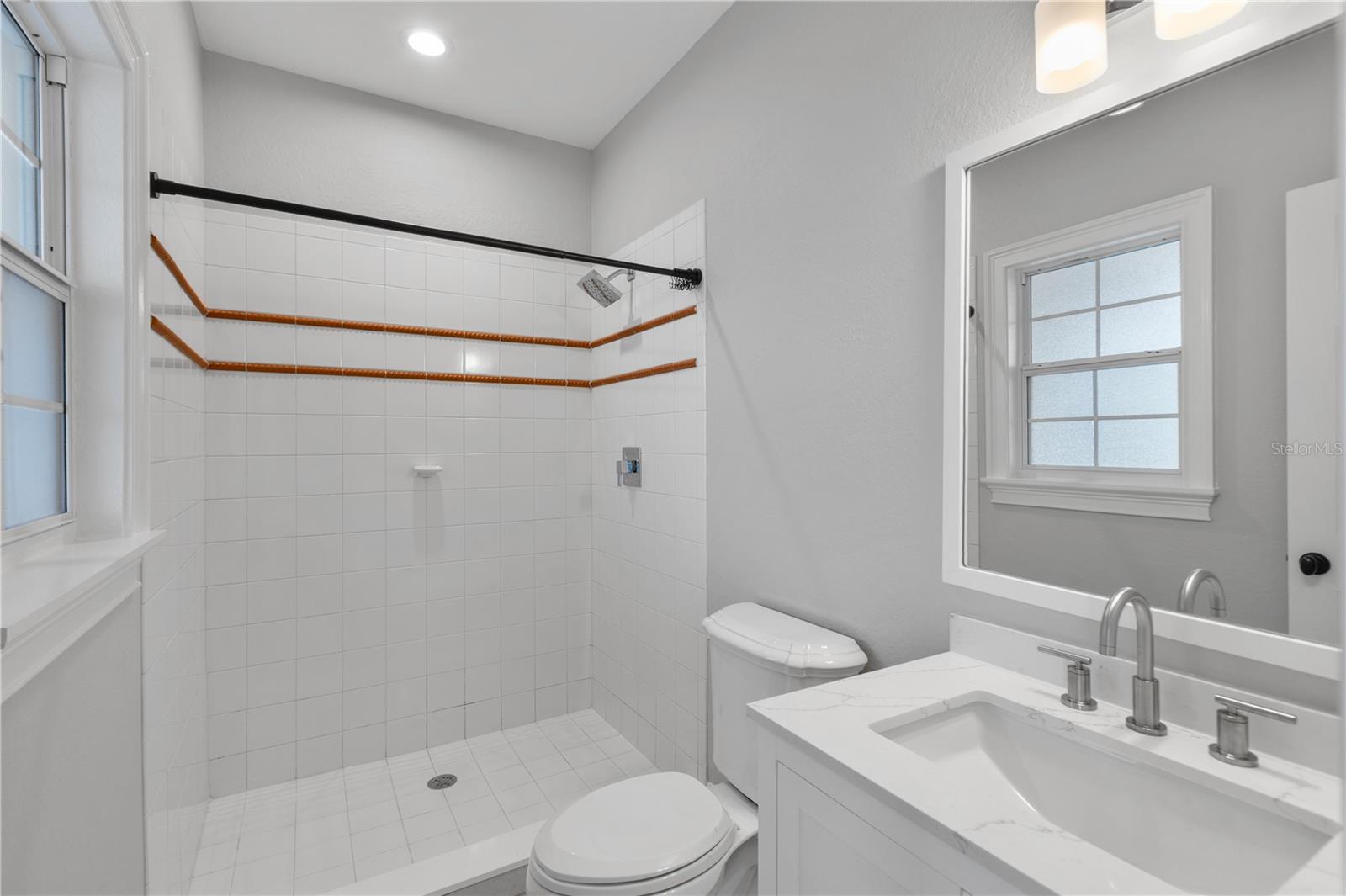 KEENES POINTE - Residential