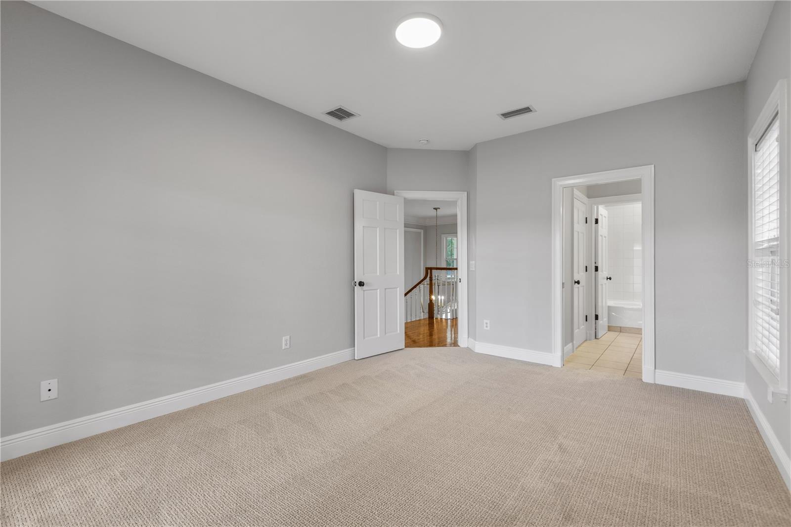 KEENES POINTE - Residential