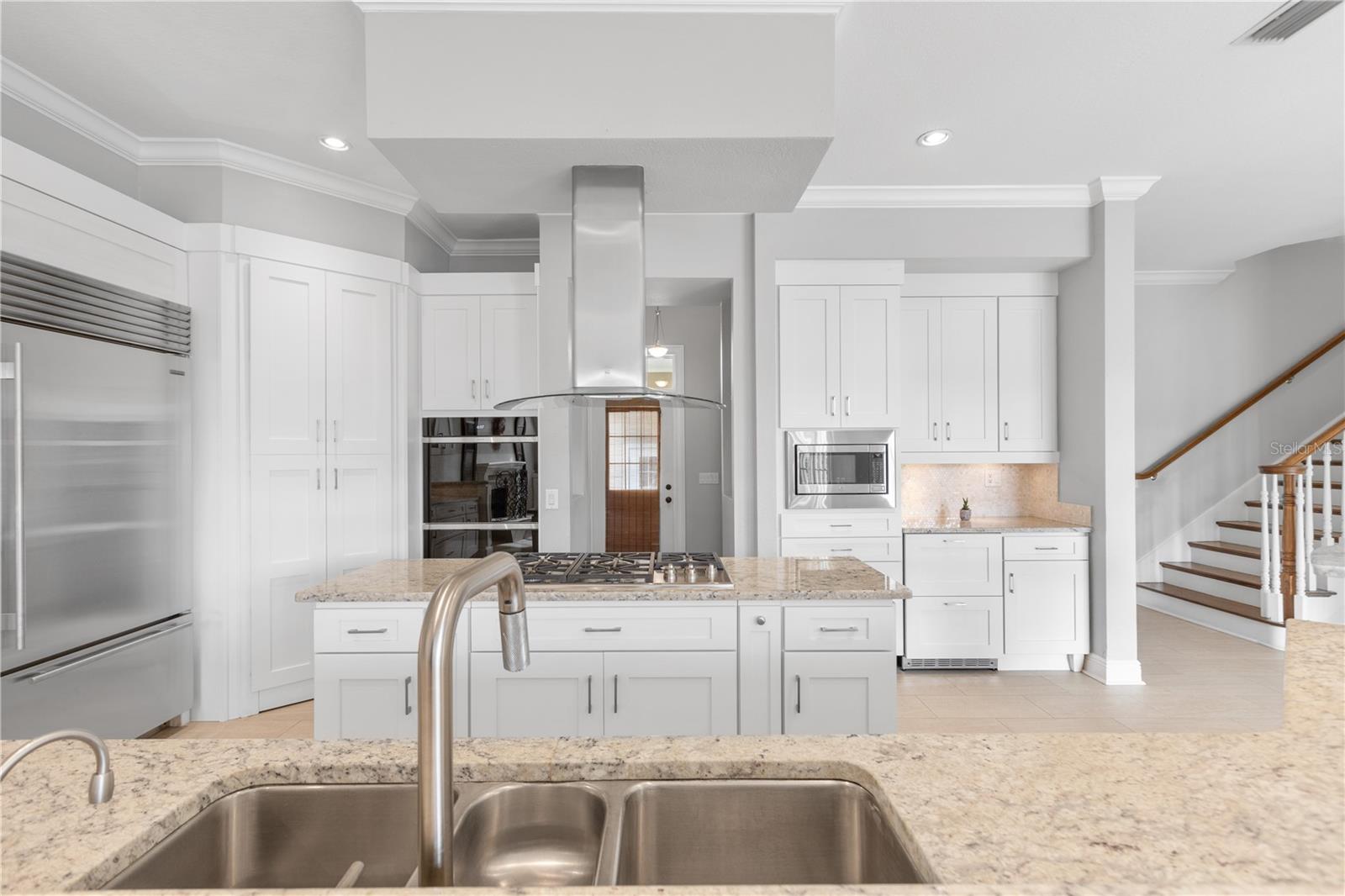 KEENES POINTE - Residential