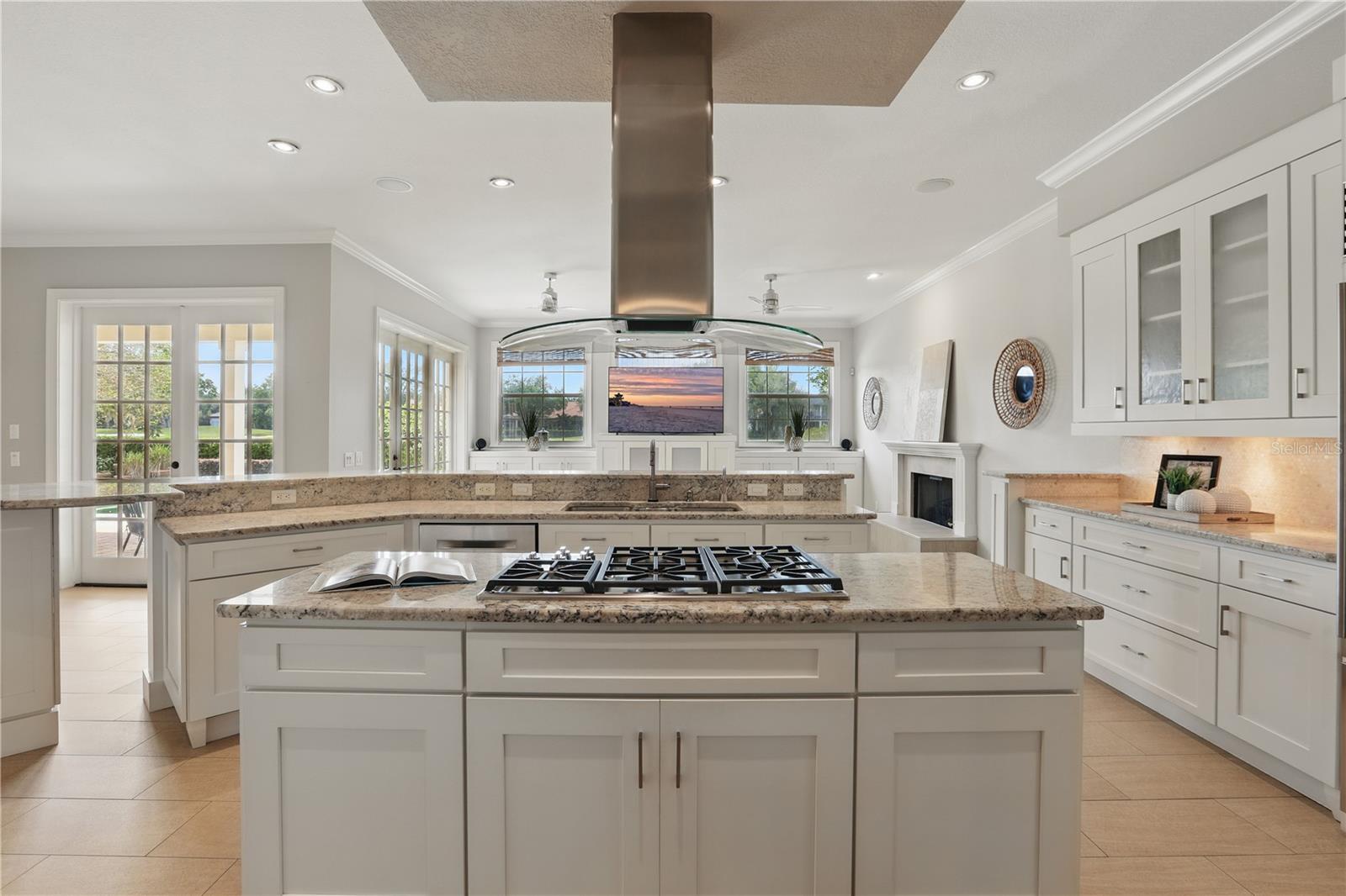 KEENES POINTE - Residential