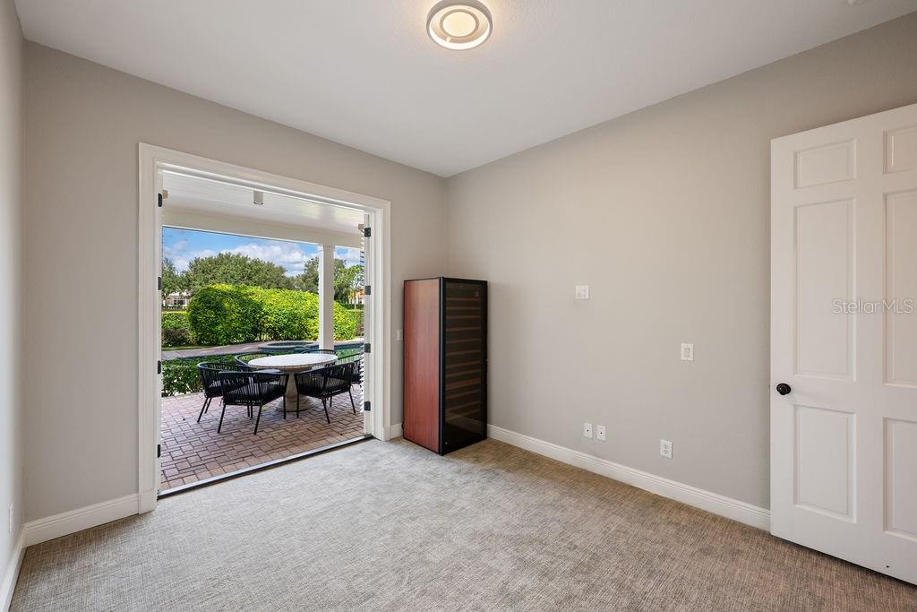 KEENES POINTE - Residential