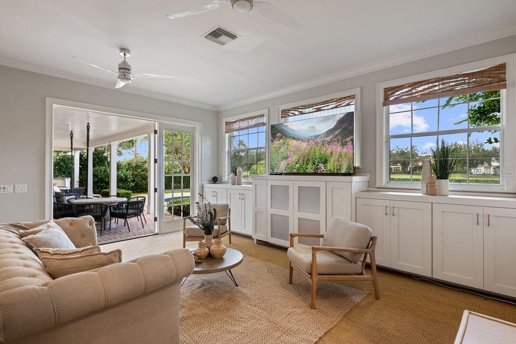 KEENES POINTE - Residential