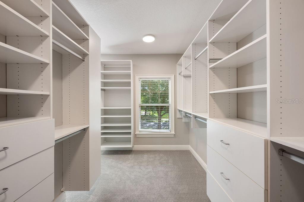 KEENES POINTE - Residential