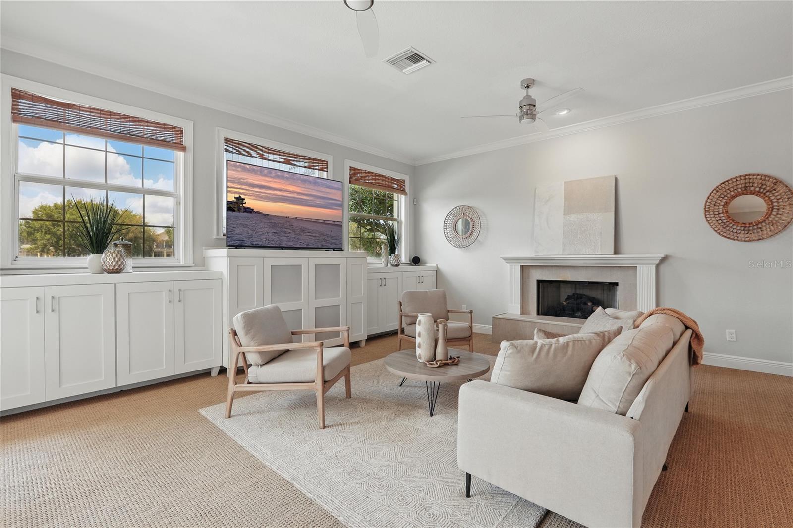 KEENES POINTE - Residential