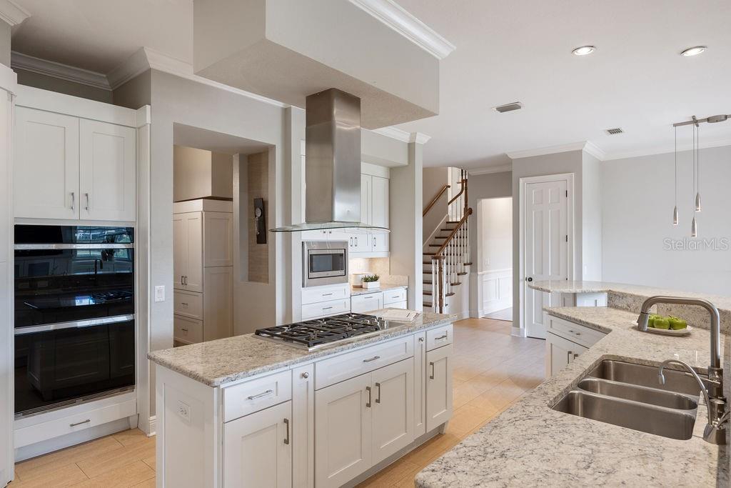 KEENES POINTE - Residential