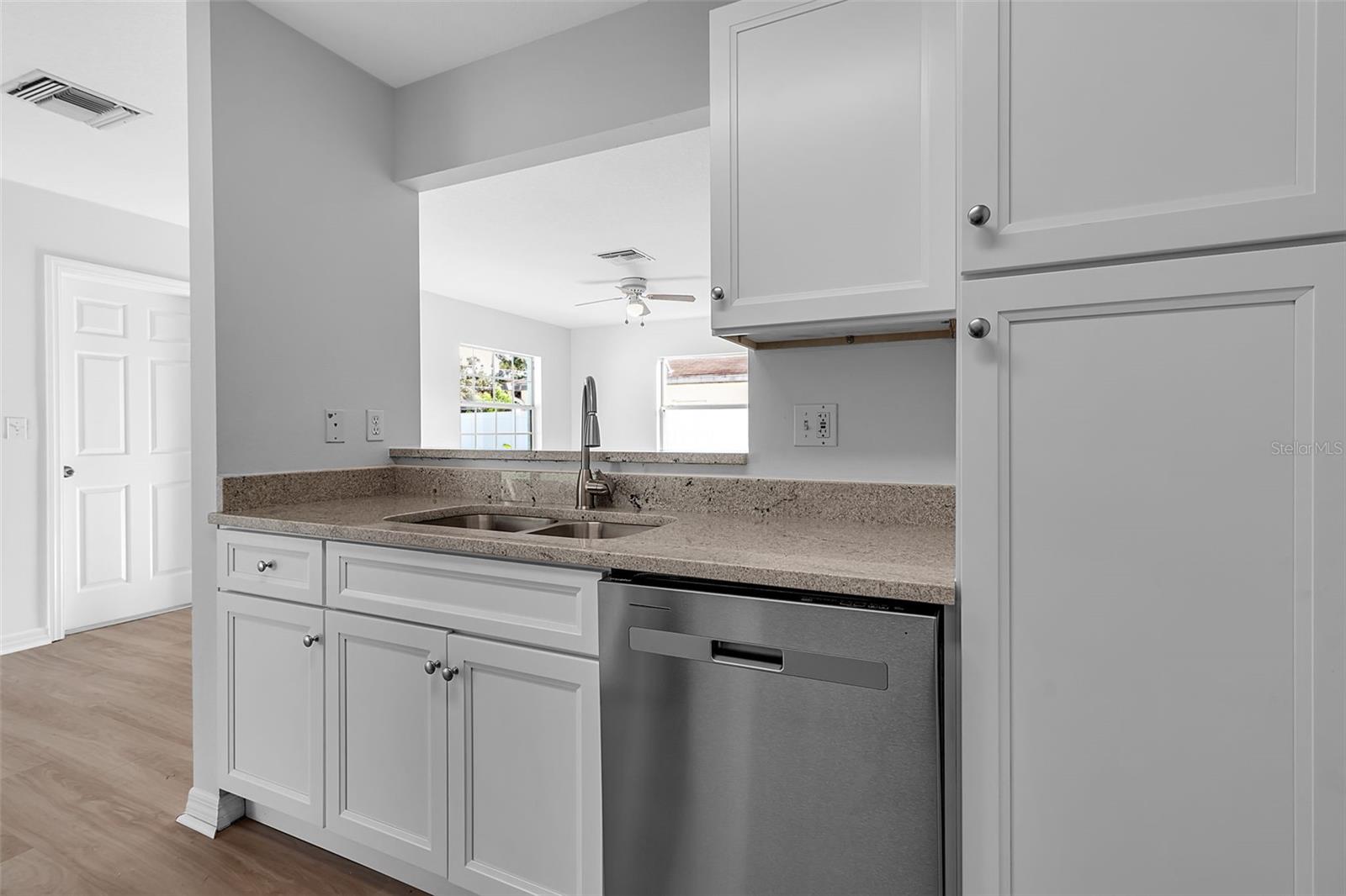 LAUREL HILL 2 - Residential