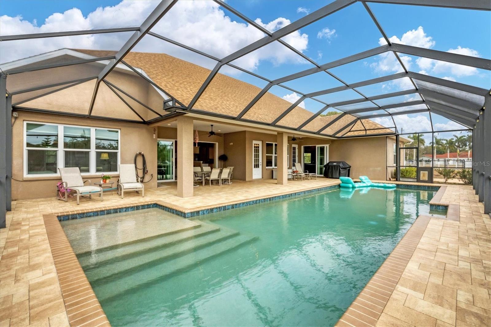 MISSION VALLEY ESTATE SEC B-1 - Residential