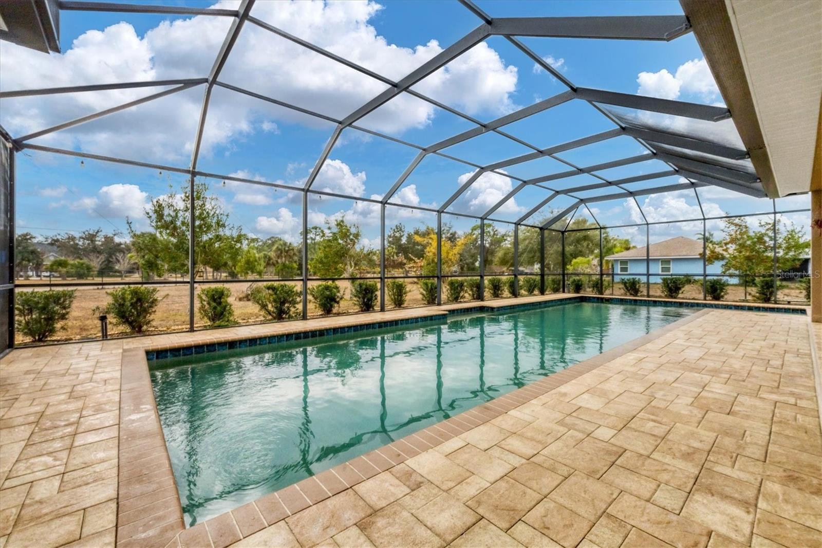 MISSION VALLEY ESTATE SEC B-1 - Residential