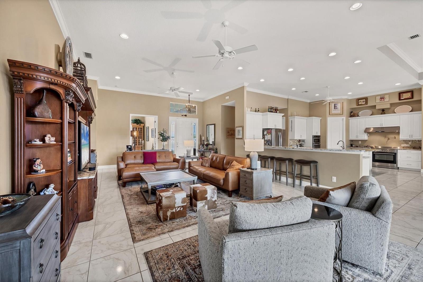 MISSION VALLEY ESTATE SEC B-1 - Residential