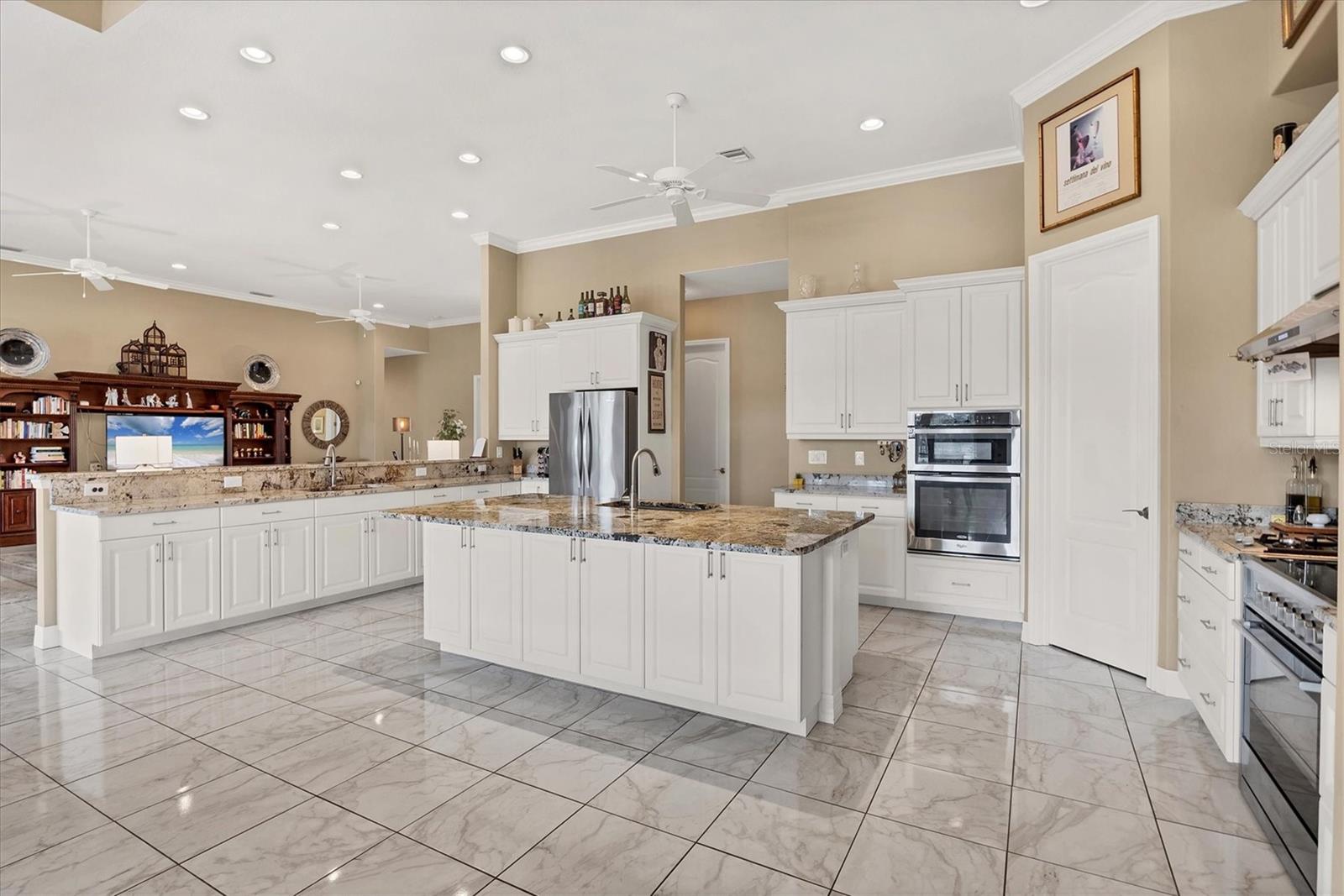 MISSION VALLEY ESTATE SEC B-1 - Residential