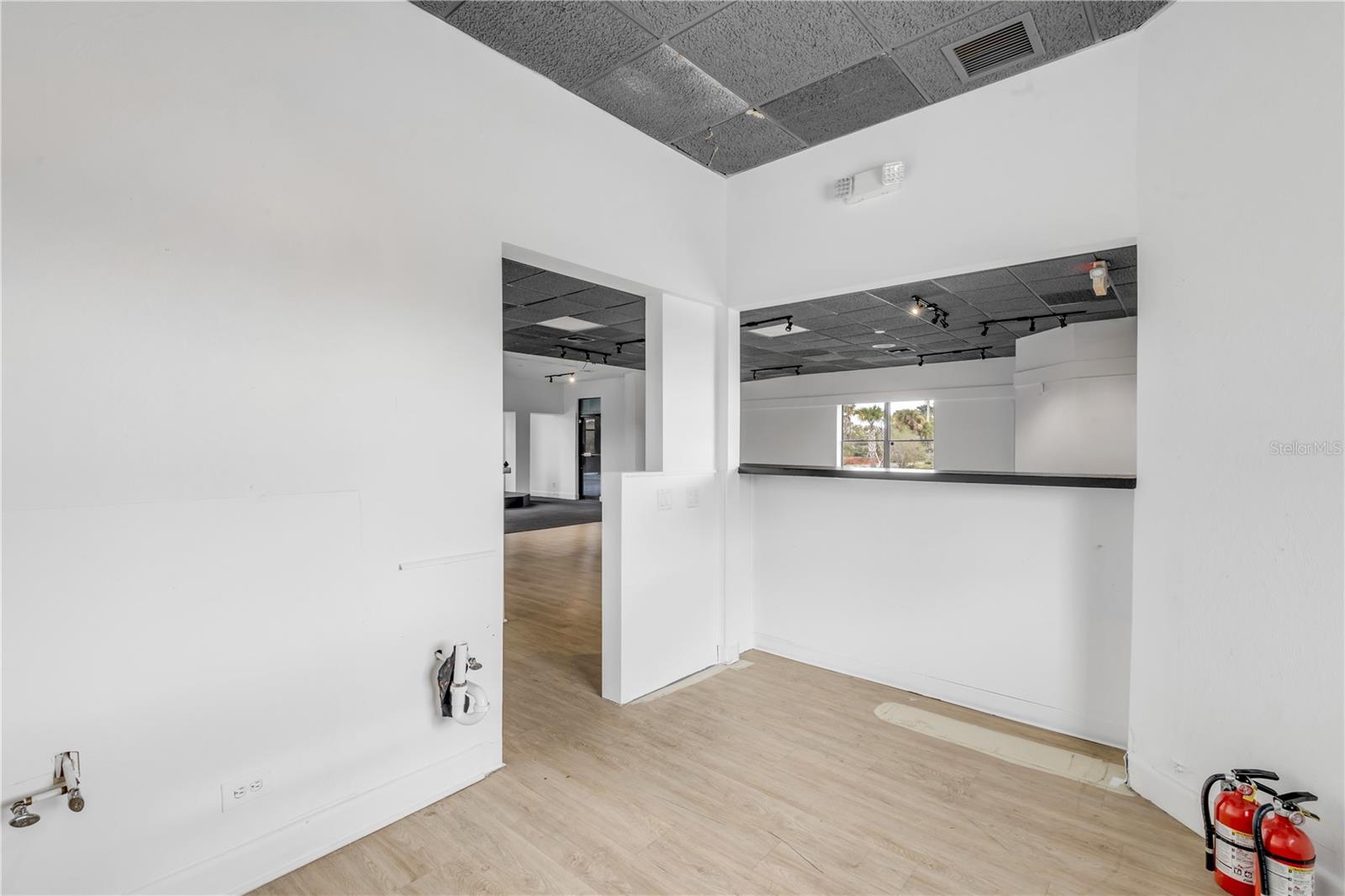 NORTH CSWY - Commercial Sale