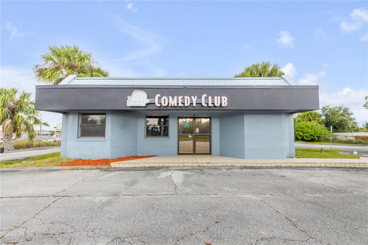 Photo 1 of 62 — 109 N CAUSEWAY, NEW SMYRNA BEACH, FL 32169