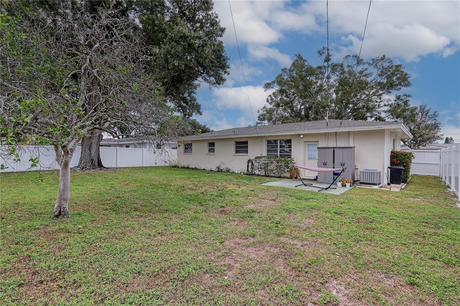 SUNNY PARK GROVES - Residential