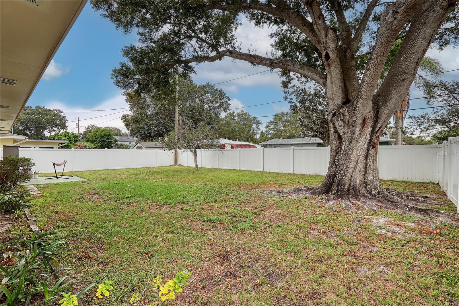 SUNNY PARK GROVES - Residential