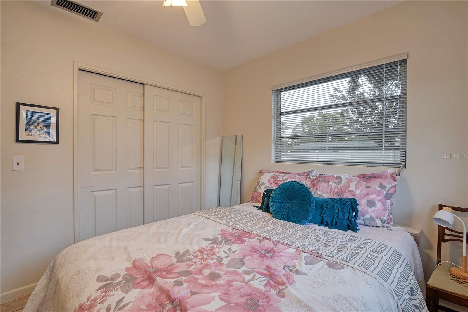 SUNNY PARK GROVES - Residential