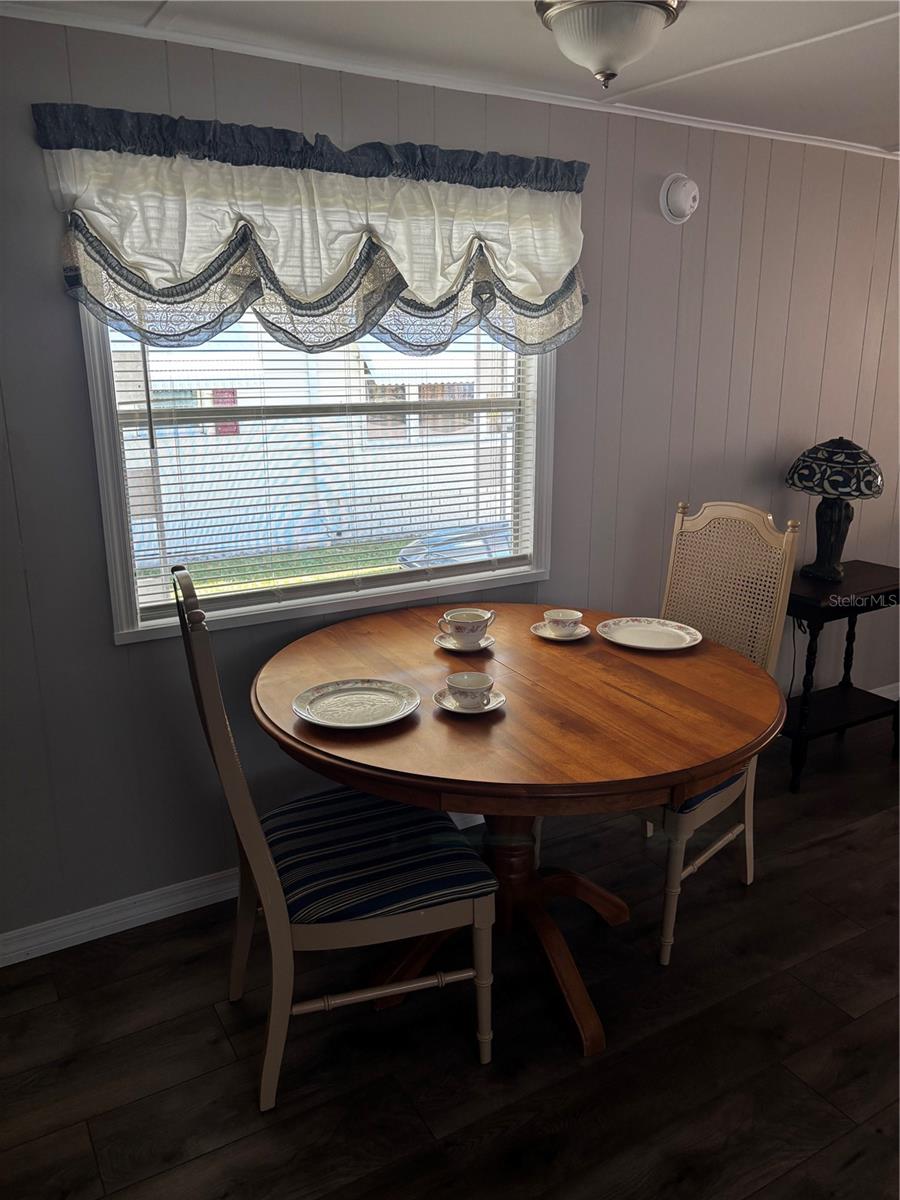 DORAL RO ASSOCIATION INC - Residential Lease