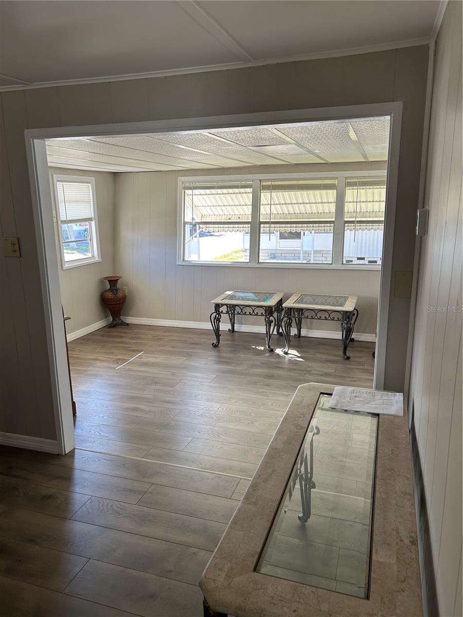 DORAL RO ASSOCIATION INC - Residential Lease