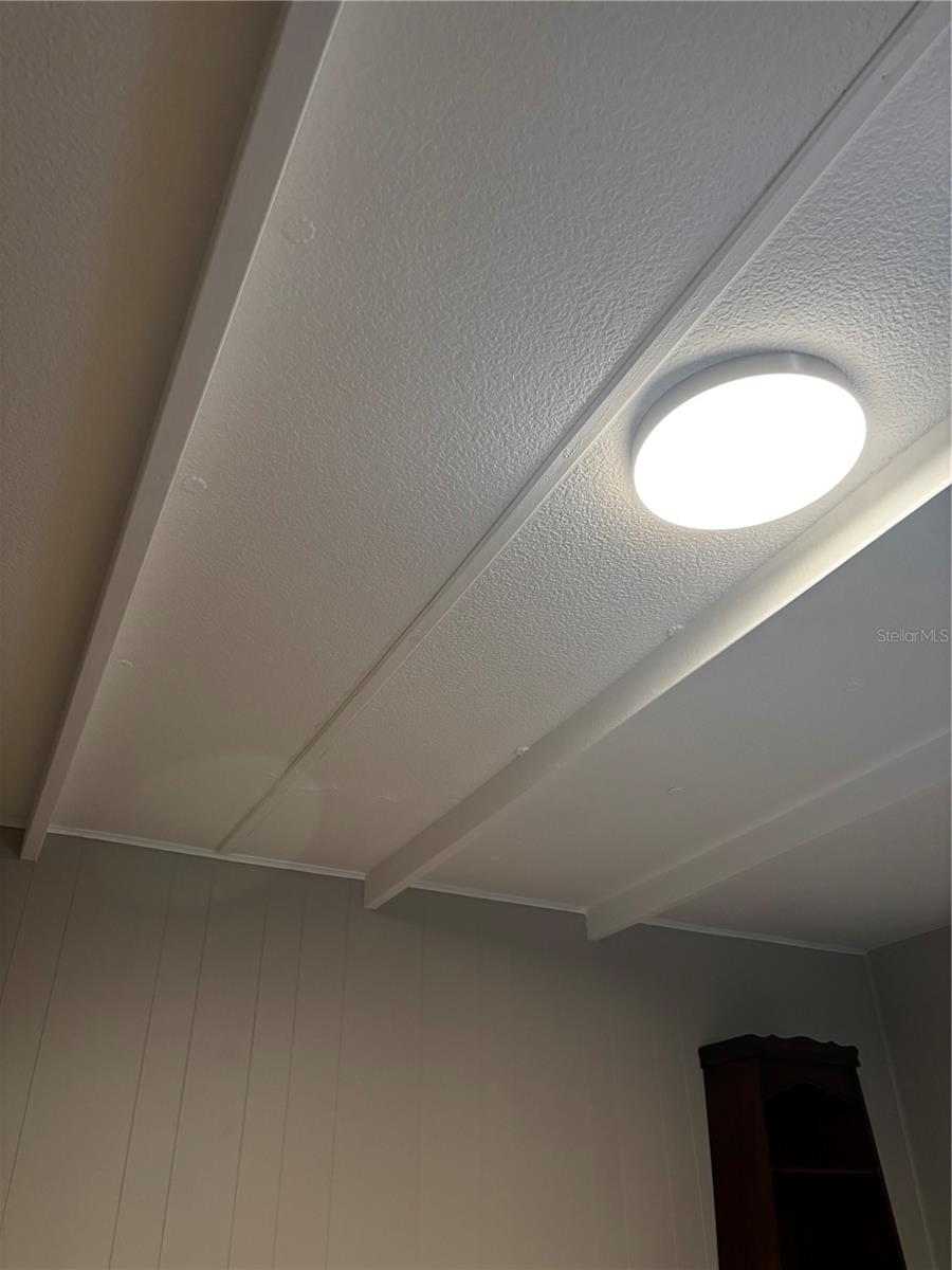 DORAL RO ASSOCIATION INC - Residential Lease