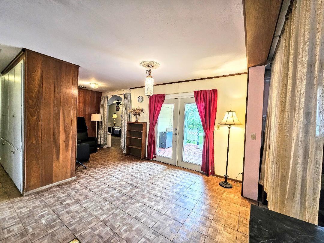 PASADENA SHORES - Residential