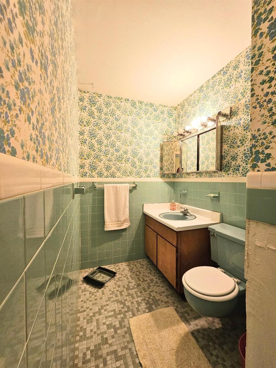 PASADENA SHORES - Residential