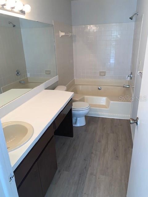 BRANDON BROOK PH II - Residential Lease