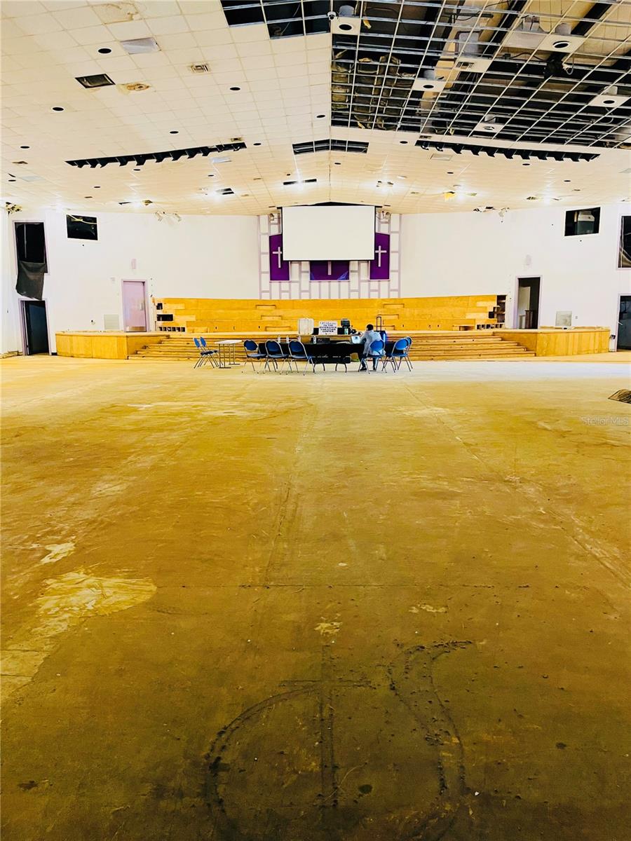 WILLIS R MUNGERS LAND SUB - Commercial Sale