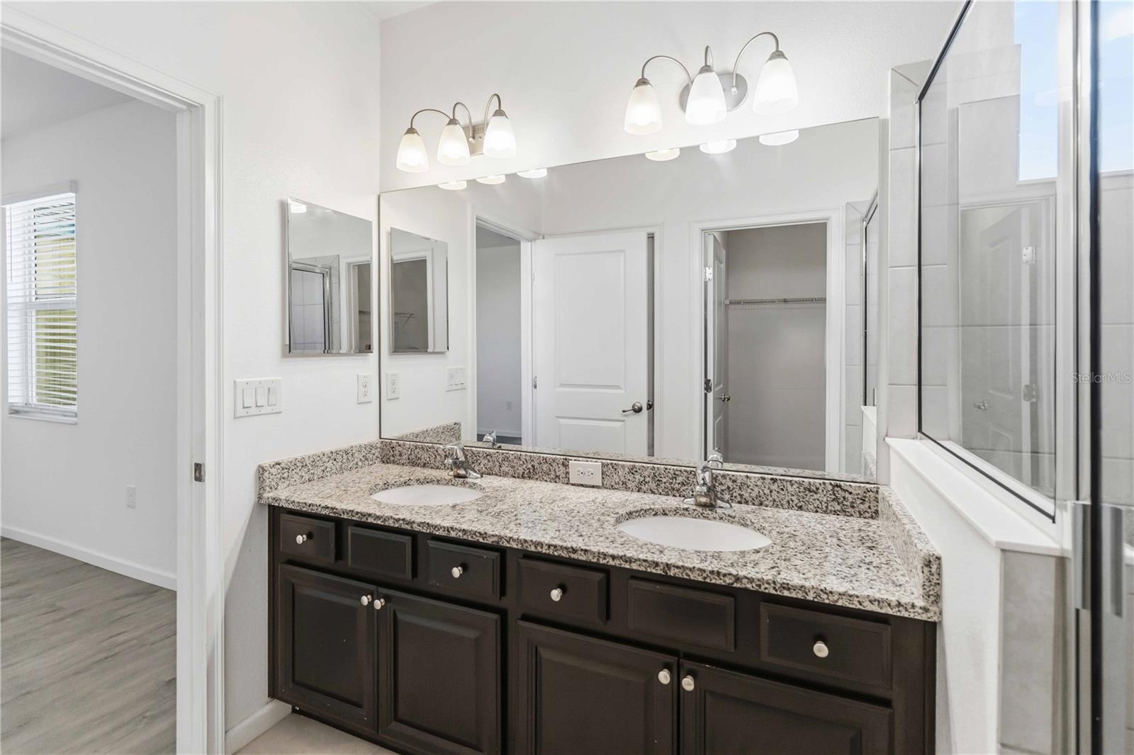 TRINITY RIDGE - Residential