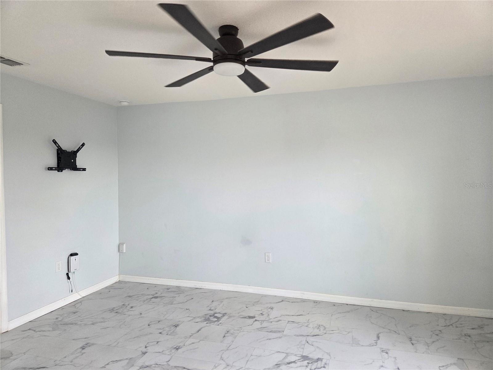 CRESTRIDGE AT ESTATES - Residential