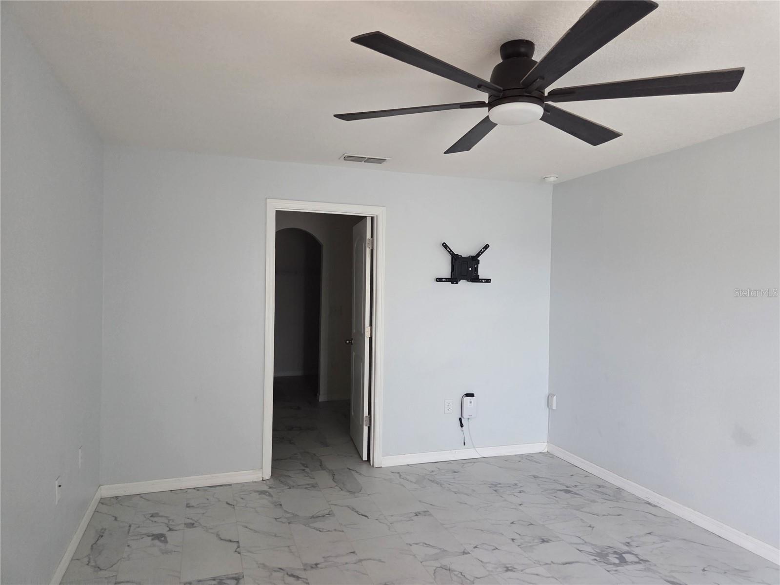 CRESTRIDGE AT ESTATES - Residential