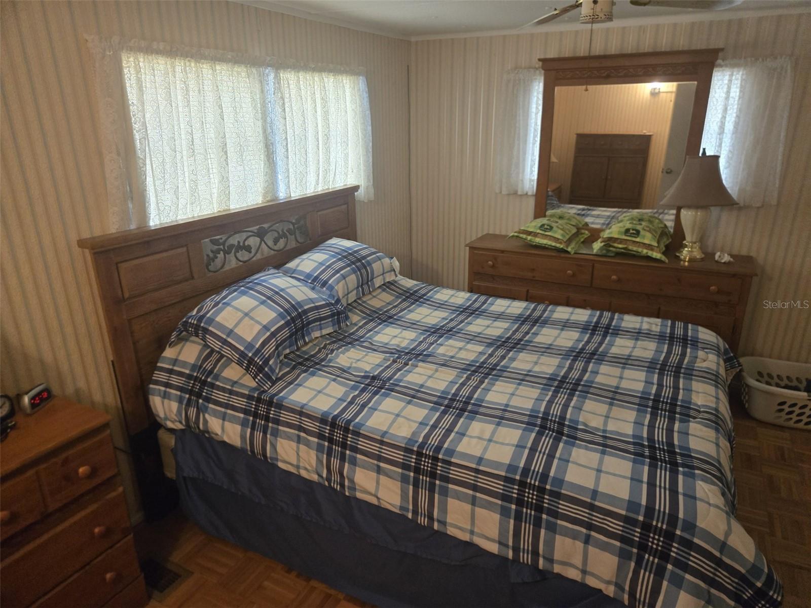 IMPERIAL TERRACE - Residential