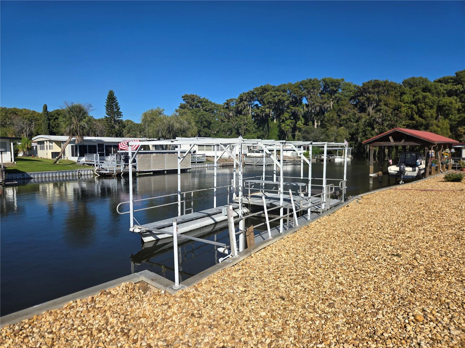 IMPERIAL TERRACE - Residential