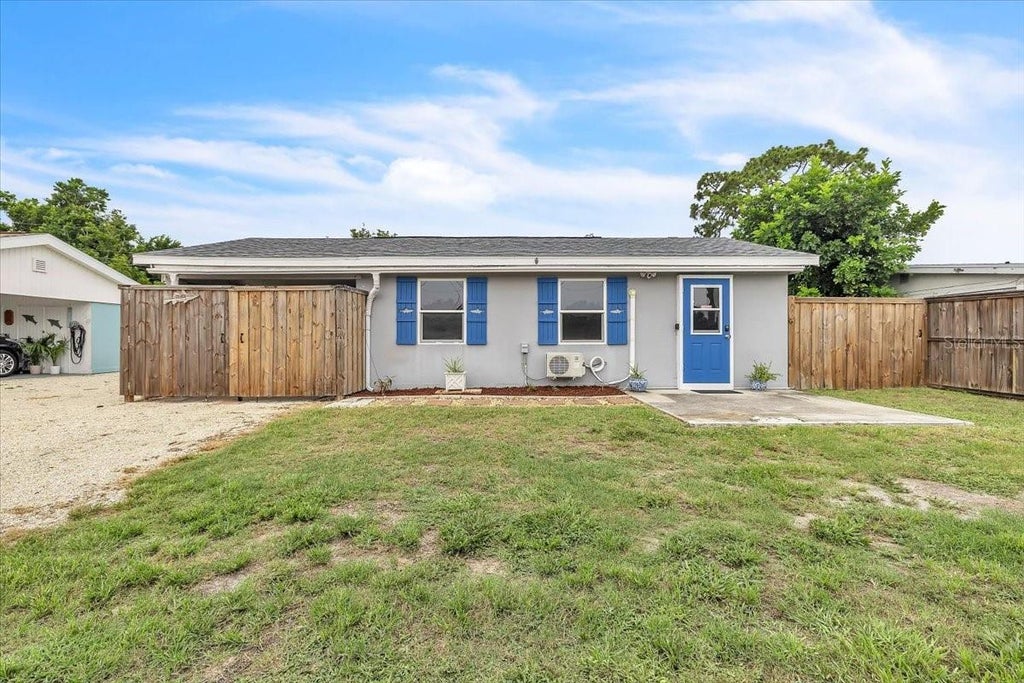 Photo of 1144 Pine Street, Englewood, FL 34223 (MLS # C7528330)