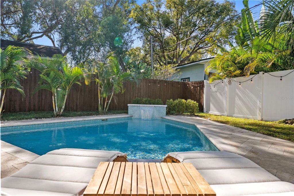 Photo of 3801 S Lynwood Avenue, Tampa, FL 33611 (MLS # TB8471820)