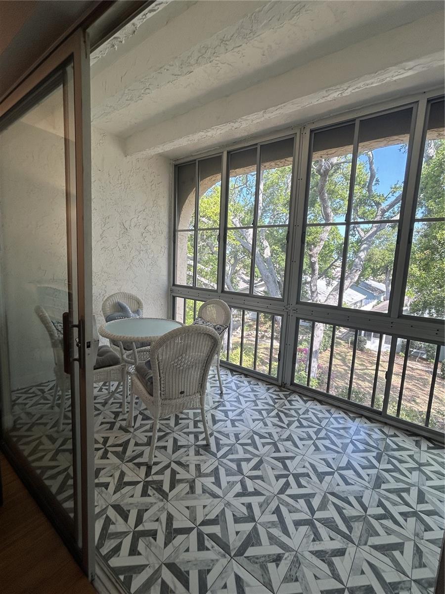 WATERS EDGE 3 CONDO - Residential