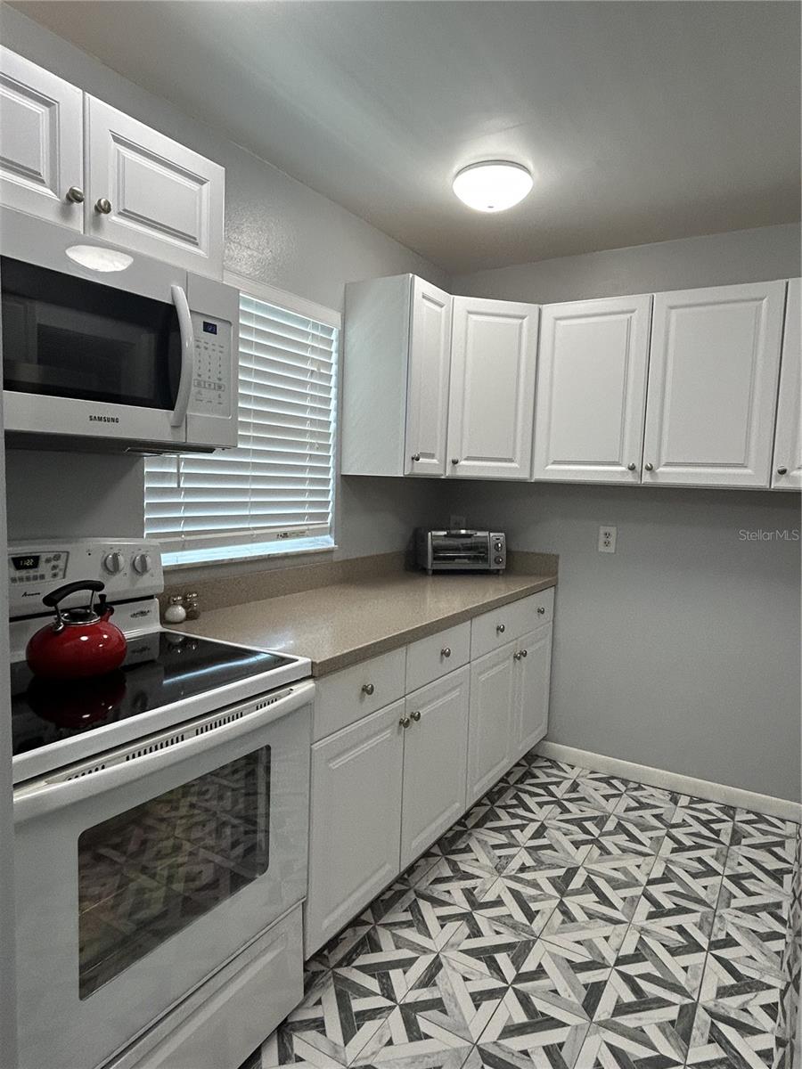 WATERS EDGE 3 CONDO - Residential