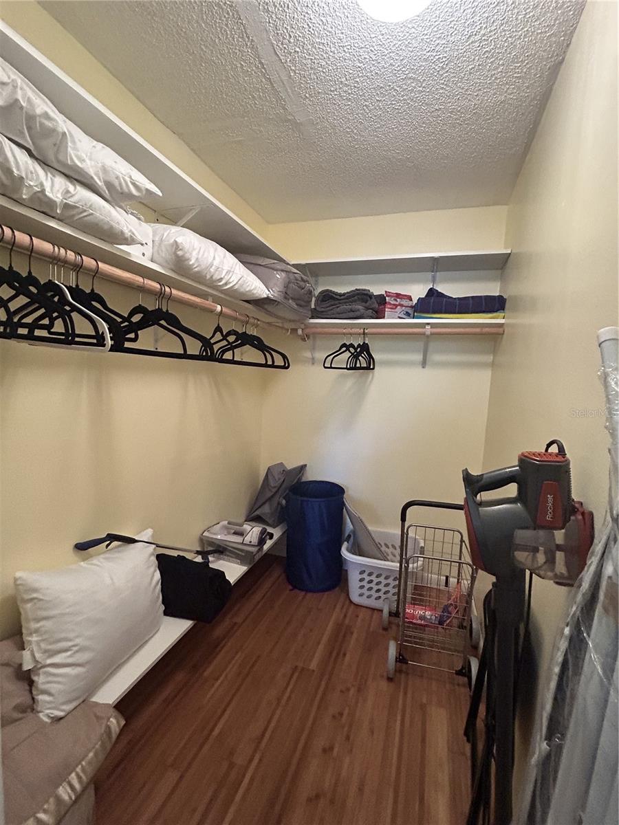 WATERS EDGE 3 CONDO - Residential