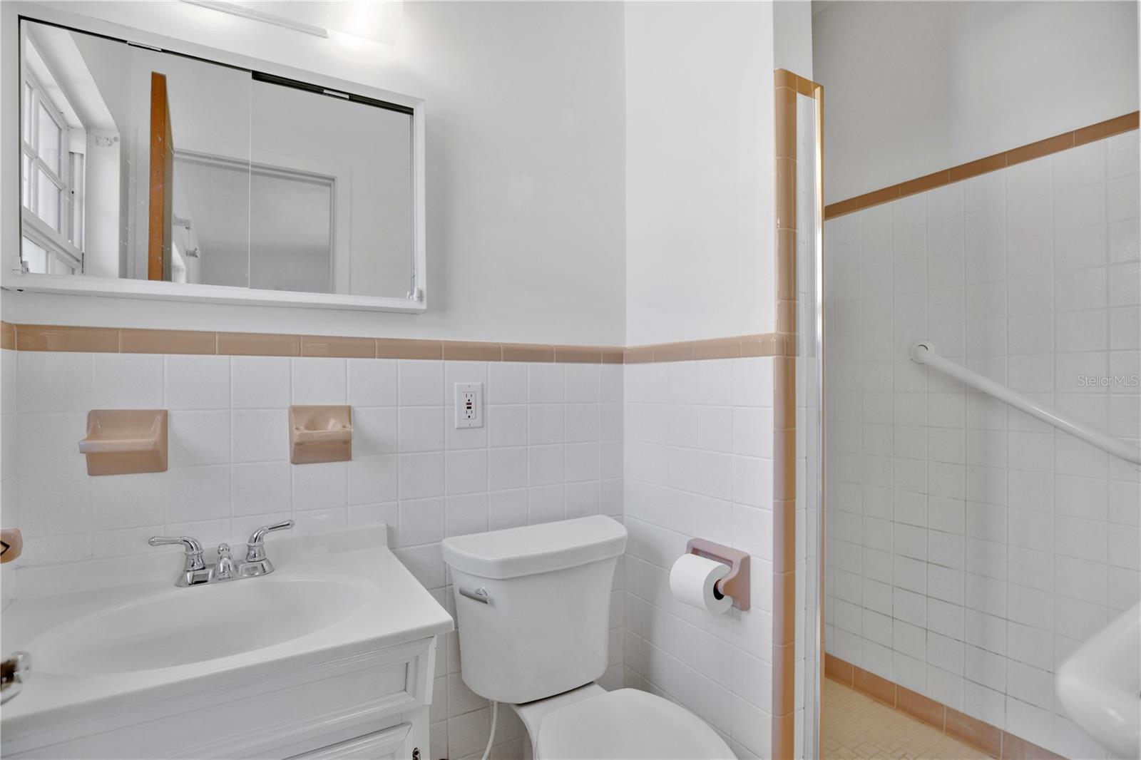 GATLIN ESTATES - Residential