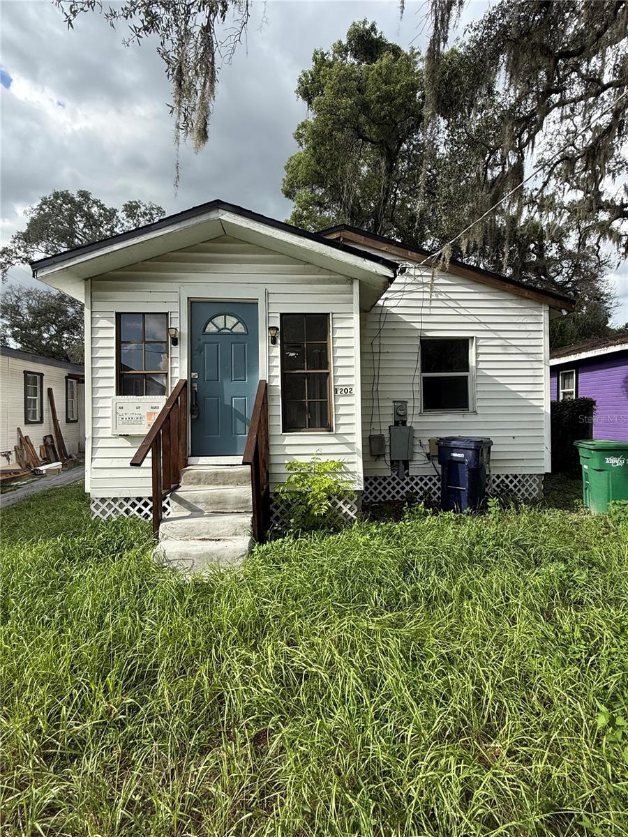 Photo of 1202 E Osborne Avenue, Tampa, FL 33603 (MLS # C7531510)