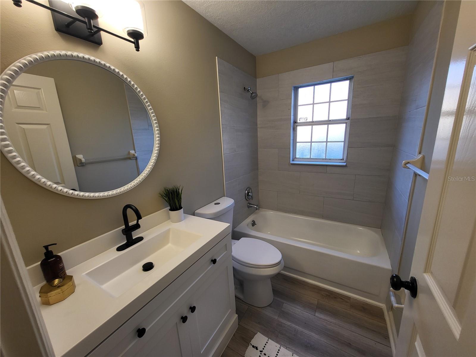 PEMBROOKE - Residential