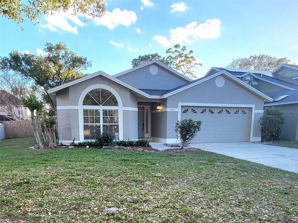 Photo of 3037 Barrymore Court, Orlando, FL 32835 (MLS # O6372199)